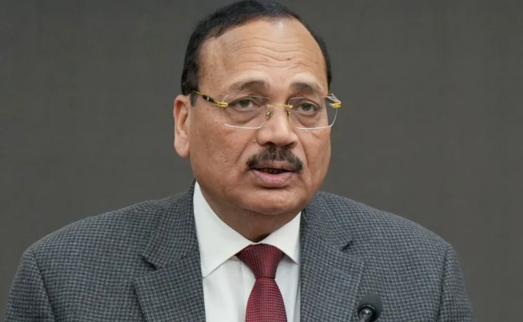 సుప్రీంకోర్టు నూతన సీజేఐగా జస్టిస్‌ సూర్యకాంత్‌ 