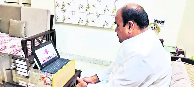 కరువు కోరల్లో జిల్లా రైతులు