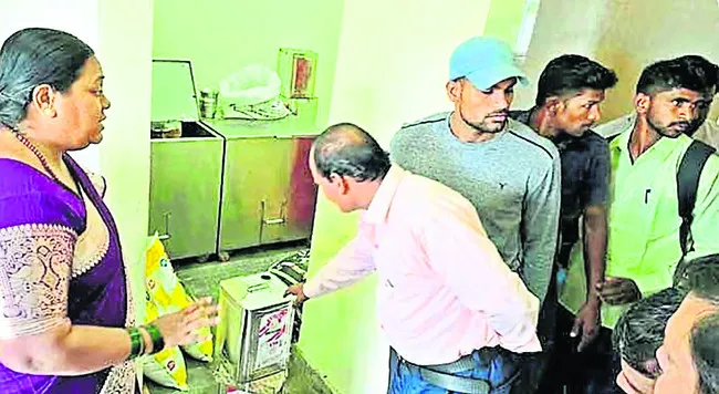 అక్రమ బియ్యం పట్టివేత