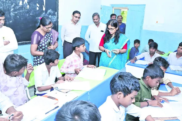 మధ్యాహ్న భోజనంలో అవకతవకలు సహించం