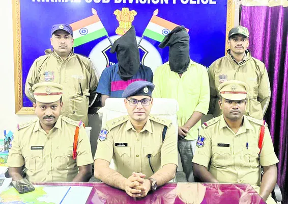 ఇద్దరిపై రౌడీషీట్