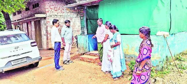 ఇంటింటి సర్వే పకడ్బందీగా చేపట్టాలి