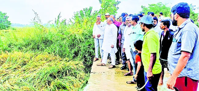 రైతులు ఆందోళన చెందొద్దు