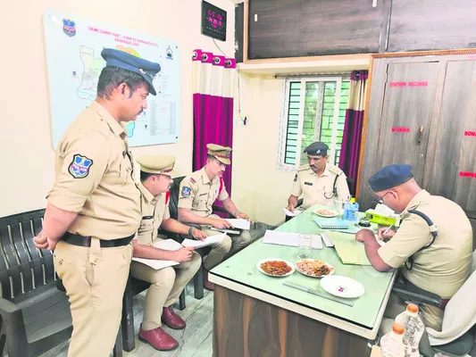 పల్లెలపై ఫోకస్ పెట్టండి