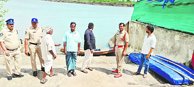 ఉద్ధృతంగా కృష్ణమ్మ