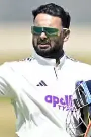 IND A vs SA A 1st Unofficial Test: Pant Fails In Re Entry Ind All Out Score7