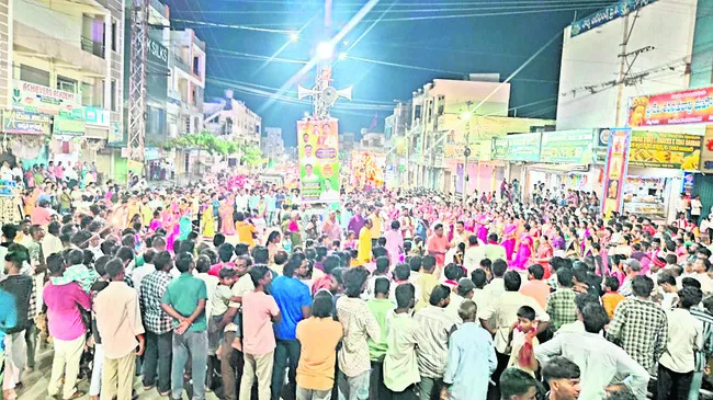 దసరా సంబురం..! 