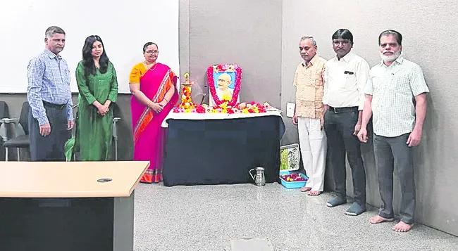 గాంధీ