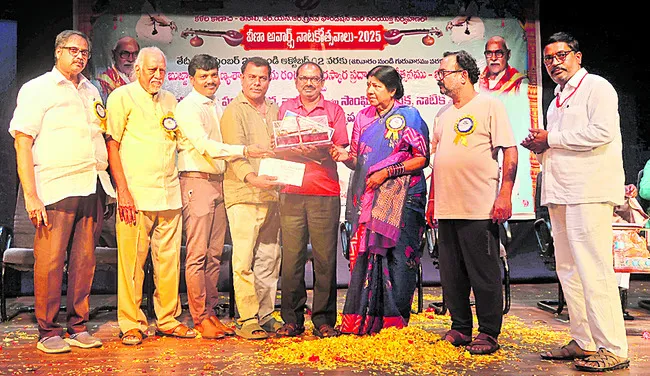 ఉత్తమ పద్యనాటకం ‘ఆదికవి నన్నయభట్టు’ 