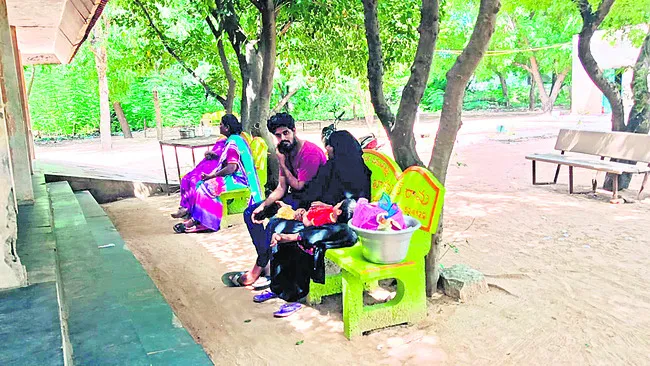  మొక్కుబడిగా తాత్కాలిక వైద్య సేవలు 