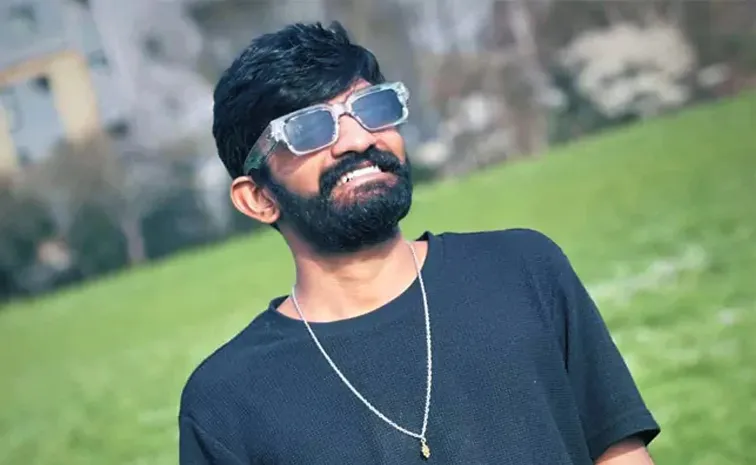 Telugu Student Died With Heart Attack In London
