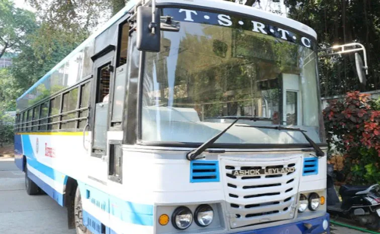 Tgsrtc Earns Huge Revenue From Increased Fares For Dussehra