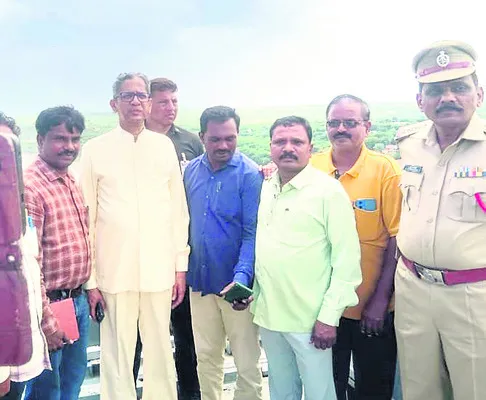 సాగర్‌కు సుప్రీం కోర్టు  మాజీ ప్రధాన న్యాయమూర్తి