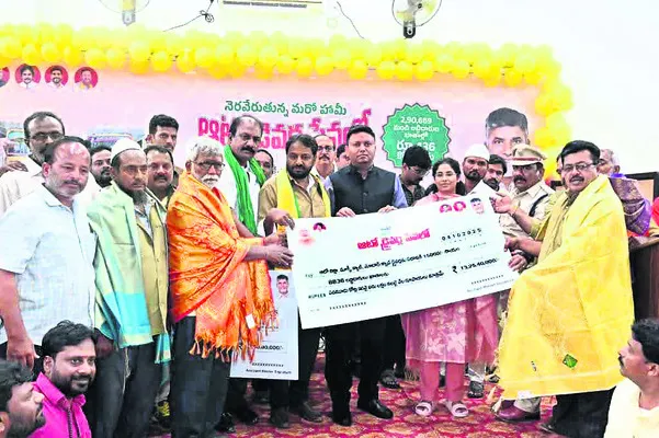 ప్రజారవాణాలో ఆటోడ్రైవర్ల పాత్ర కీలకం 