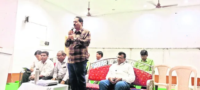 ఎన్నికల విధులపై అవగాహన ఉండాలి 