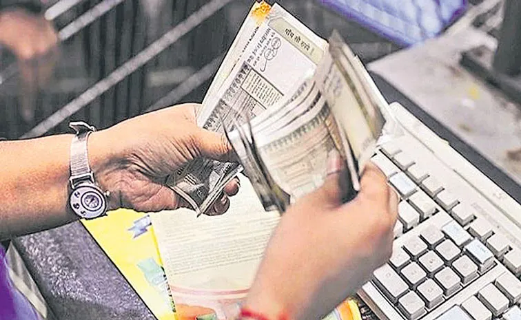 Lower CASA Ratios, Decline in FDs Pose Deposit Stability Challenges for Banks