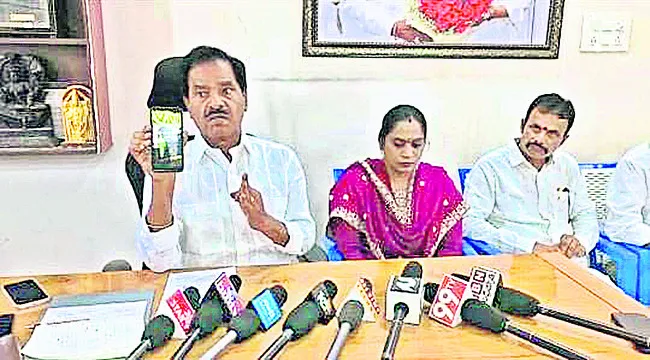 దర్జాగా దోషులు.. నిర్దోషులకు వేధింపులు 