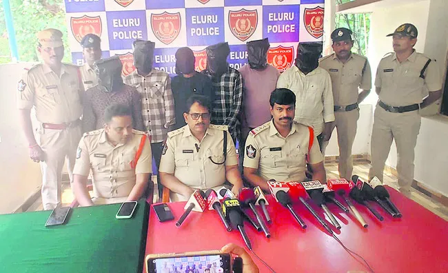హత్యకేసులో ఆరుగురి అరెస్ట్‌ 