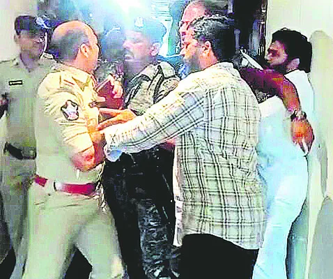 బీసీవై పార్టీ అధినేత నిర్బంధం