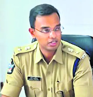 బెల్ట్‌ షాపులను మూయించండి