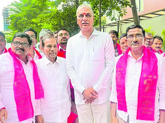 కాంగ్రెస్‌, బీజేపీలు మోసం చేశాయి