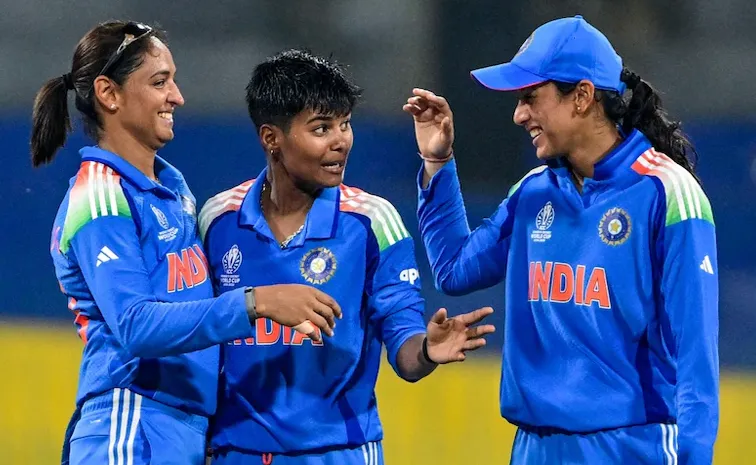 Harmanpreet overtakes Lanning in elite ODI milestone after routing PAK in Women's WC