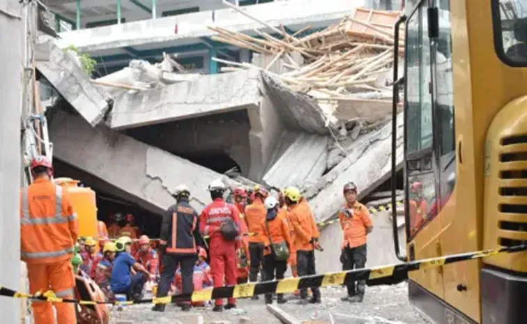 Death toll from Indonesia school building collapse rises to 40