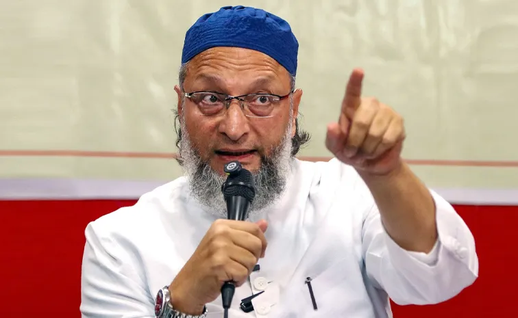 Asaduddin owaisi attacks Tejashwi yadav in Bihar Election