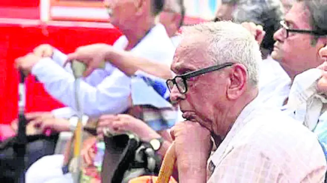 దాచుకున్న డబ్బు ఇవ్వరా?