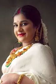 Bigg Boss Pinky Sudeepa Shares Maternity Photoshoot Video12
