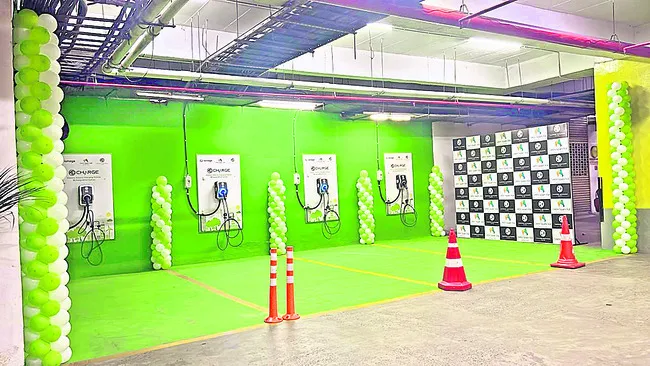 ఈవీ ఛార్జింగ్‌ కోసం ఎంజీ మోటార్స్‌ భాగస్వామ్యం 