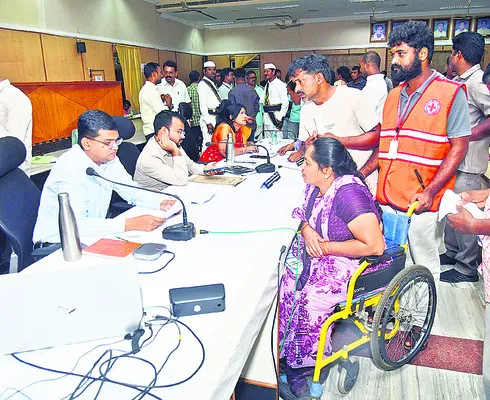 అధికారుల అప్రమత్తతతో నష్ట నివారణ