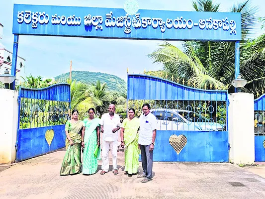 ఏకగ్రీవ సర్పంచ్లకు ప్రోత్సాహకాలేవీ?