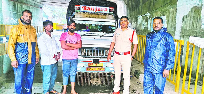ఆలయంలో చోరీ 
