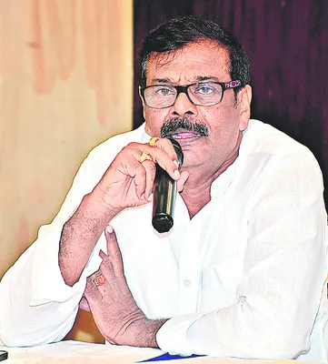 వైఎస్‌ జగన్‌ది దూర ఆలోచన 

