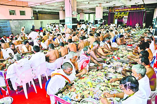 వైద్య సేవలు సద్వినియోగం చేసుకోవాలి 

