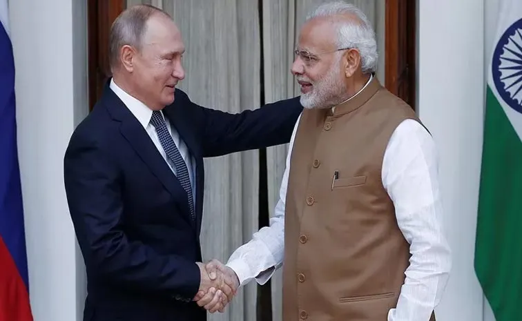 Pm Modi Speaks To Russia Putin: Congratulates Him On His 73rd Birthday