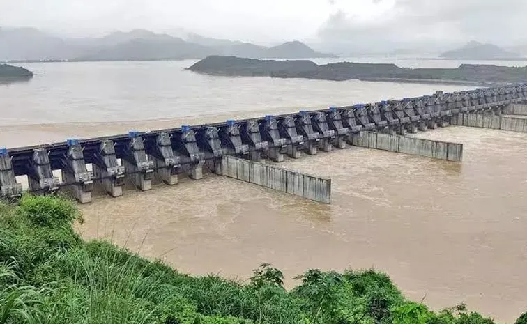 shortage of funds for Polavaram Project