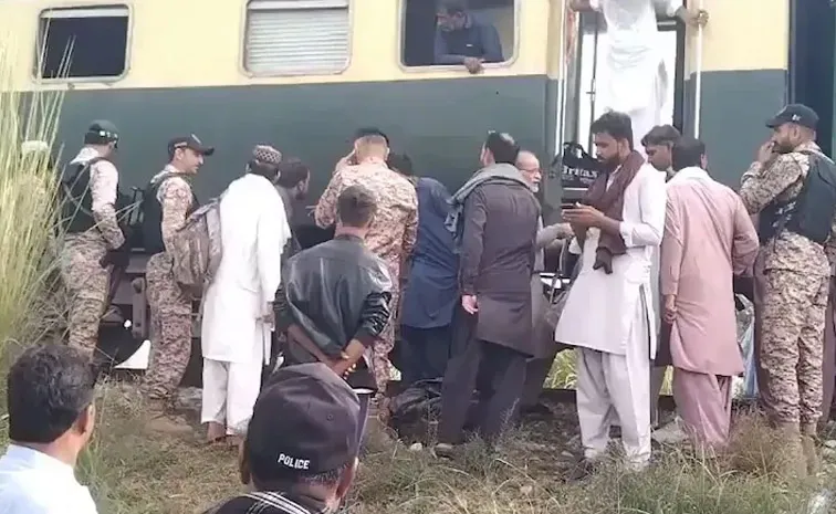 Pakistan Train Headed To Balochistan Targeted Again