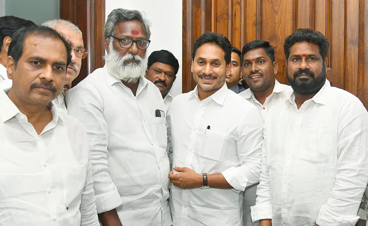 Kakinada Fisherman Release From Sri Lanka Meet YS Jagan