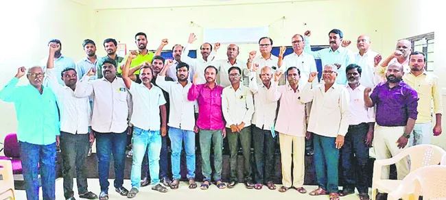 కొడంగల్లోనే కొనసాగించాలి