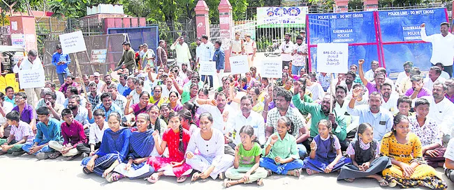 చదువులు ఎట్ల?