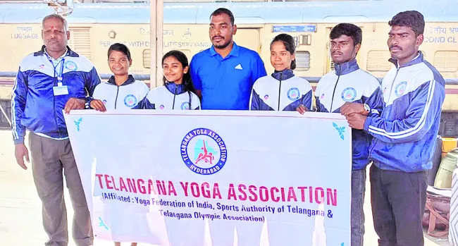 జాతీయస్థాయి యోగా పోటీలకు ఎంపిక