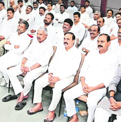 మాజీ 
