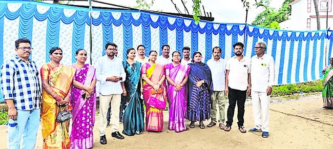 జగన్‌ పర్యటనకు  తరలి వెళ్లాలి

