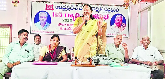 ప్రభుత్వానికి చిత్తశుద్ధి ఉంటే చేనేత వస్త్రాలు కొనిపించ
