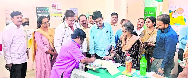 హెచ్ఐవీపై అవగాహన ఉండాలి