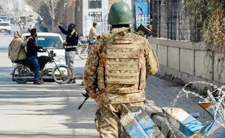 11 Pakistani Soldiers Killed in Clash with TTP Militants