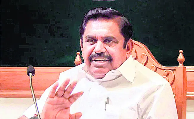మైదానంలో పళణి ప్రచారం 