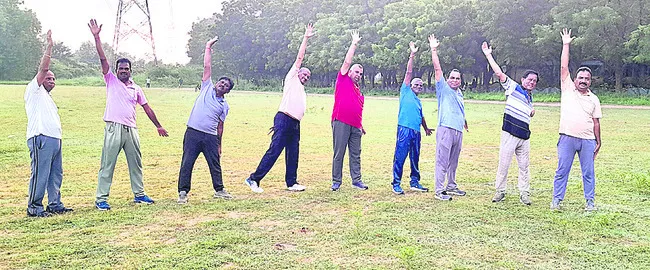 ఆనందం